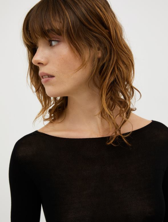 apģērbu 8VJP318 melns adīts džemperis ar laivu apkakli sievietes MAX&Co.