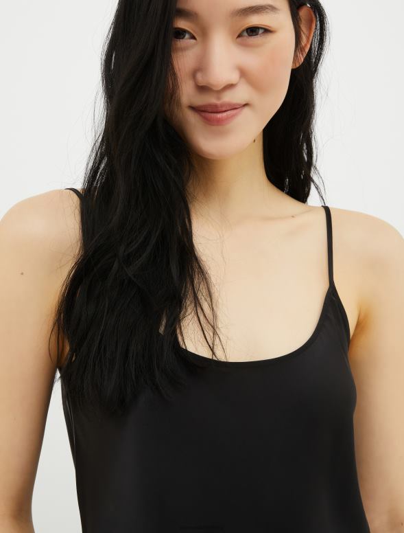 apģērbu 8VJP453 melns zīda-satīna tops sievietes MAX&Co.