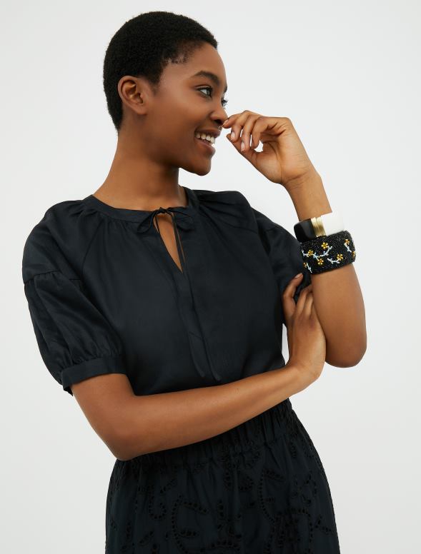 piederums 8VJP1074 melns sveķu un pērlīšu aproces sievietes MAX&Co.