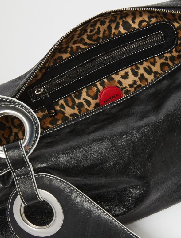 piederums 8VJP1026 melns sprakšķēja nappa ādas klaiņojoša soma sievietes MAX&Co.